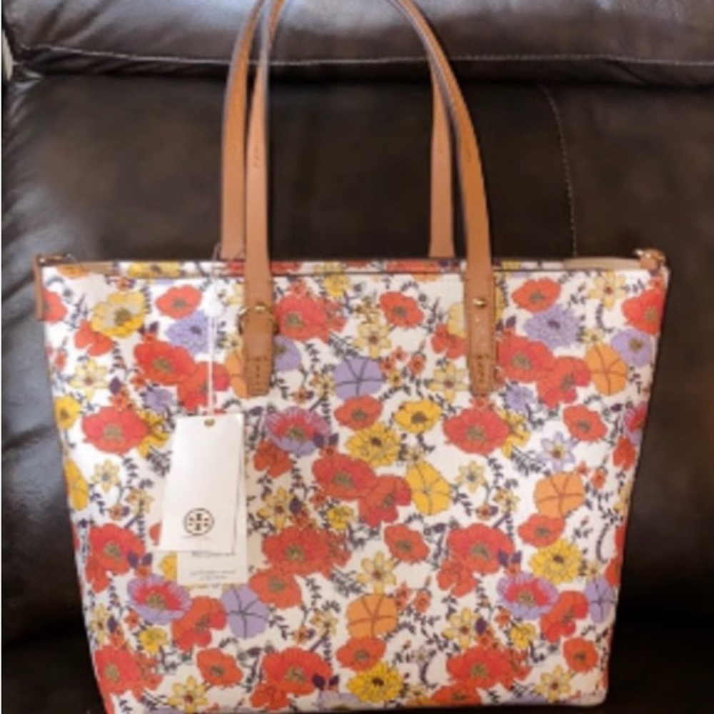 Tory Burch Kerrington large Square tote blossom Ditsy New/without tags